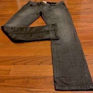 Man Jeans in Black Zara